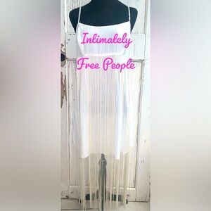 🦋🦋 Intimately FREE PEOPLE White Dress/Top/NWT🦋